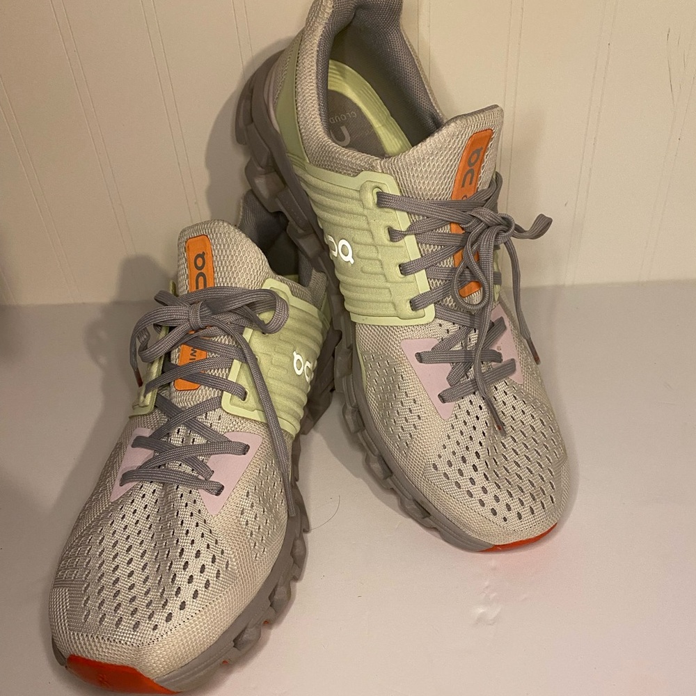 On Cloud Womens Cloudswift